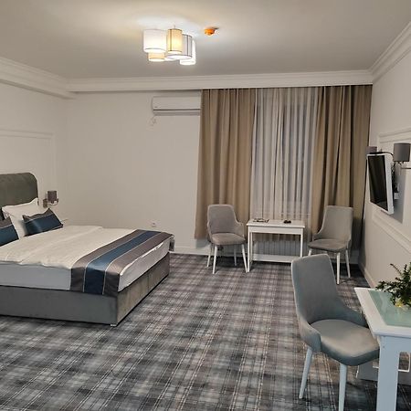 Hotel Mio City Kula Extérieur photo