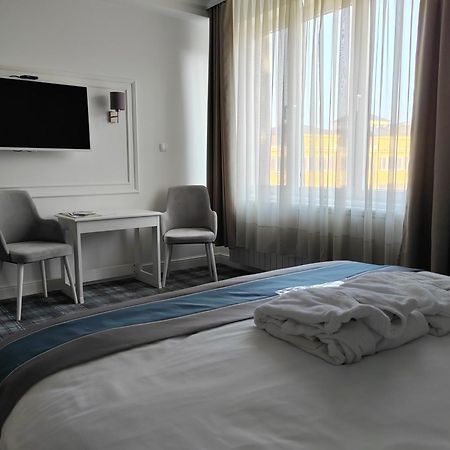 Hotel Mio City Kula Extérieur photo