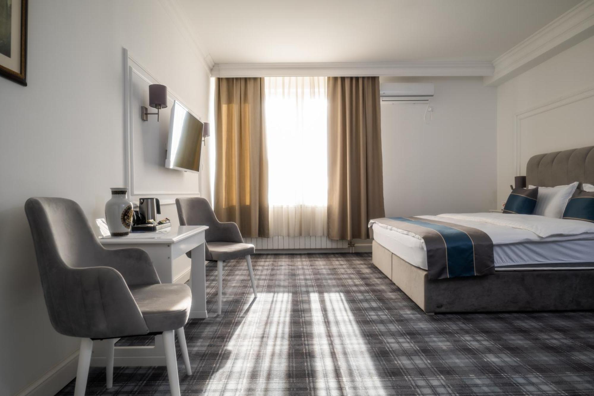 Hotel Mio City Kula Extérieur photo