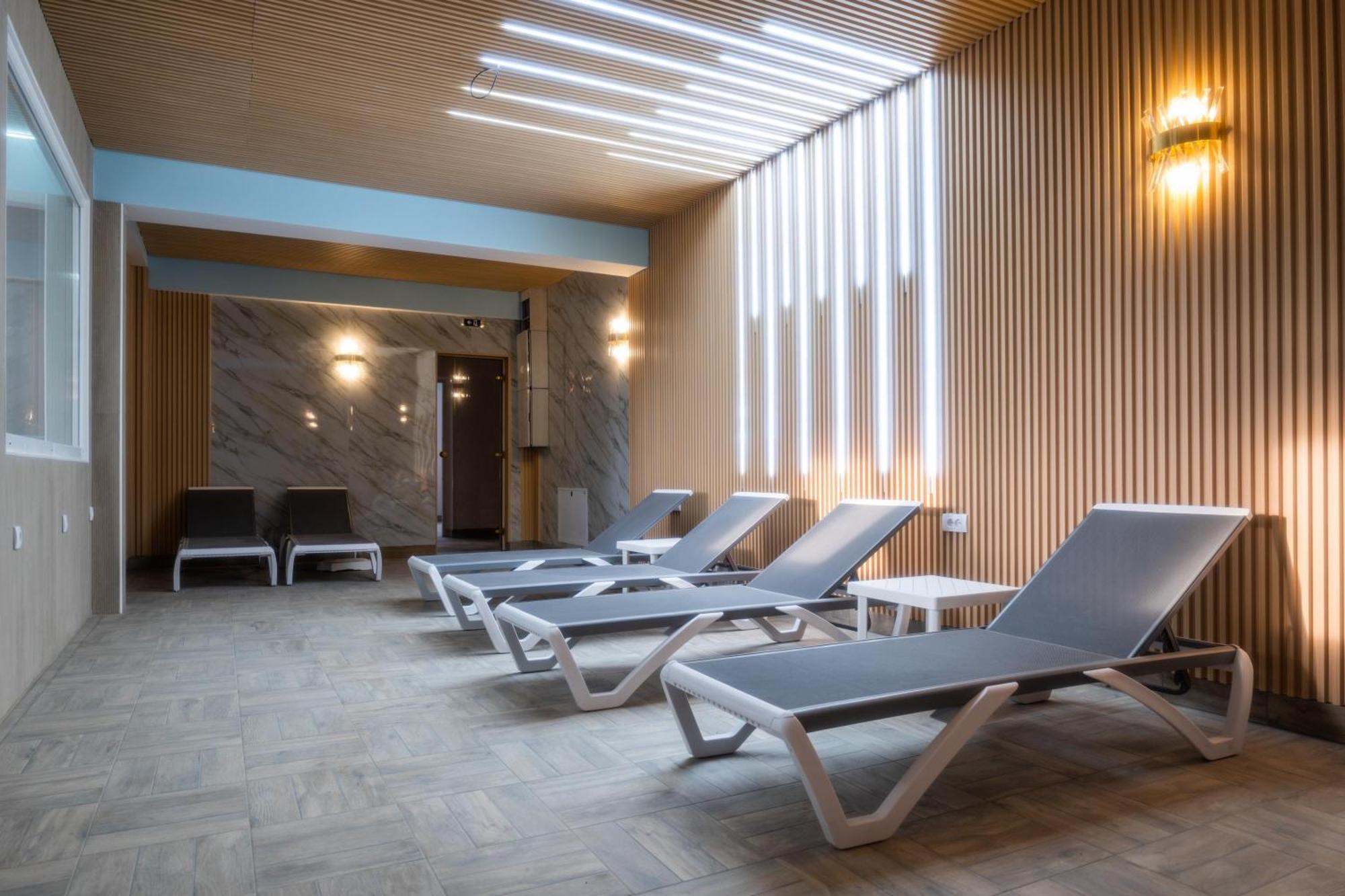 Hotel Mio City Kula Extérieur photo